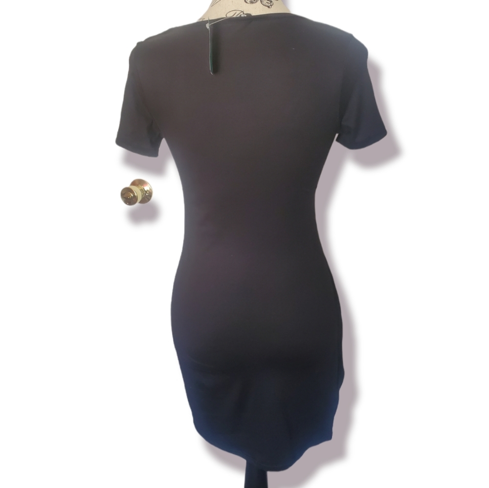 Mini dress - Picture 3 of 4